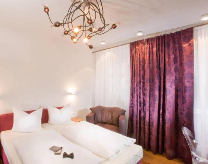 Hotel Muenchner Hof Und Blauer Turm Regensburg Room photo